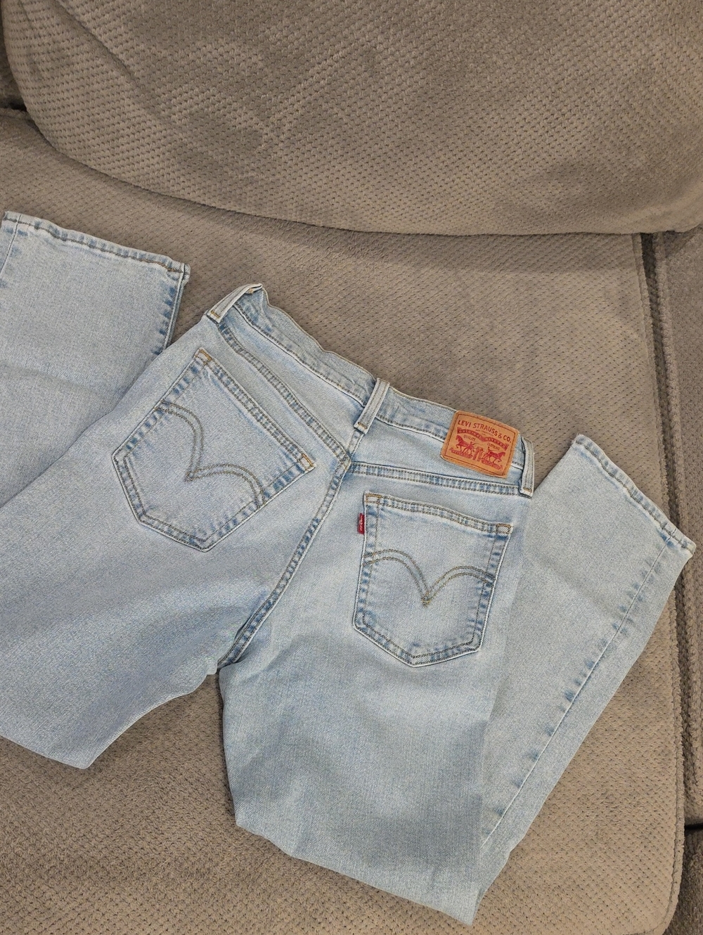 Levi's WEDGIE Straight Pale Blue Straight-Leg Women's Jeans